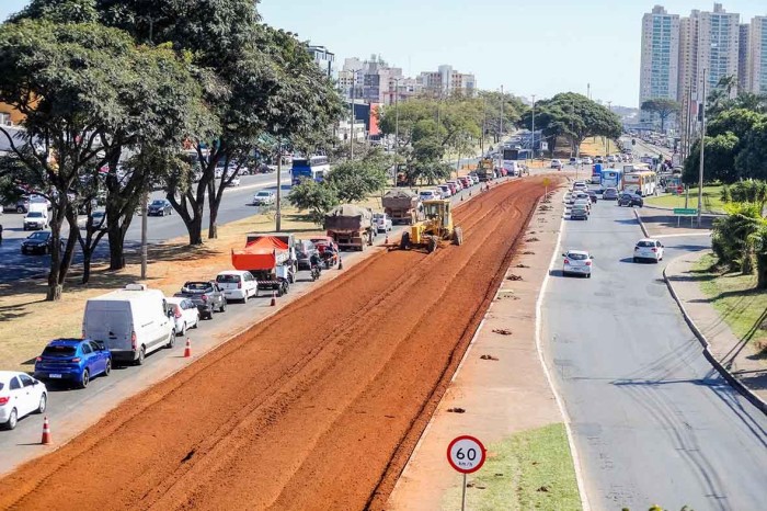 Cerca de 2 km de asfalto novo tomam conta do Pistão Sul