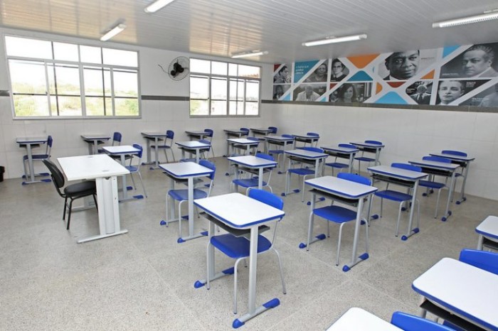 Comissão realiza novo debate sobre MP que viabiliza retomada de obras em escolas