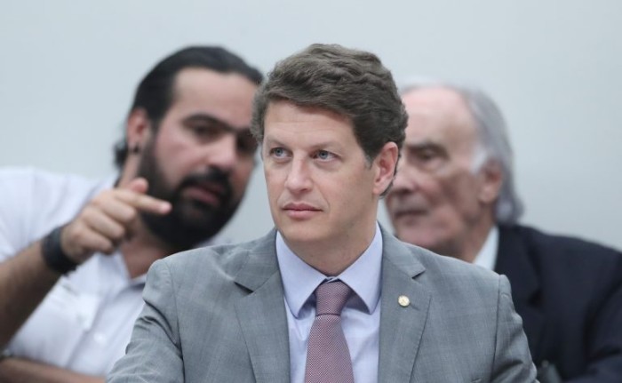 CPI do MST aprova novas convocações; audiências ficam para agosto