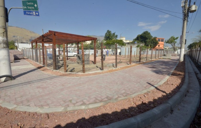 Nova Iguaçu terá praça especial para cães e seus tutores