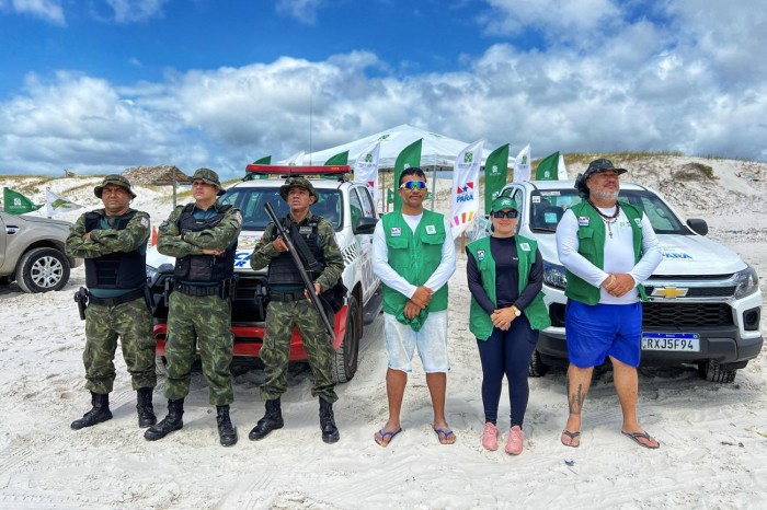 Polícia Militar e Ideflor-Bio previnem crimes ambientais na Praia do Atalaia