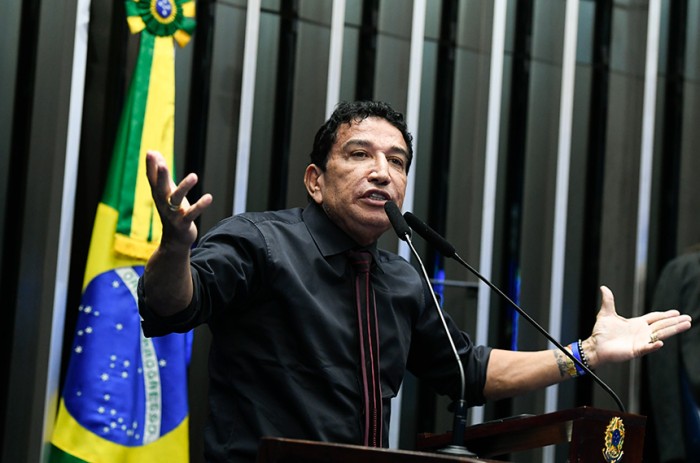 Magno Malta pede instalação de CPI mista para investigar ataques de 8 de janeiro