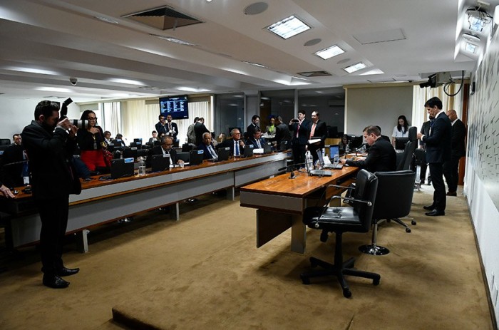 CAE autoriza empréstimo externo de US$ 15 milhões para Alagoas