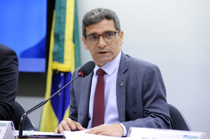 Comissão de Agricultura debate projeto que proíbe pesca de arrasto no País