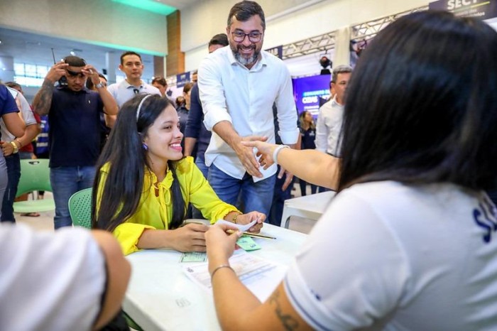 Wilson Lima lança Amazonas Meu Lar com site e aplicativo do programa