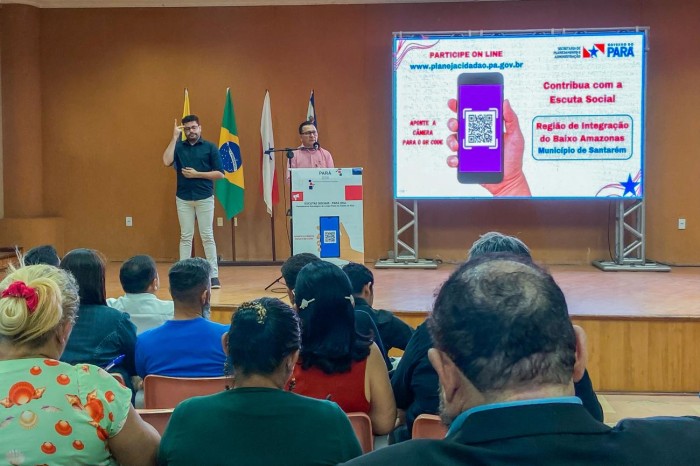Escuta Social realizada pela Seplad reúne autoridades e população, em Santarém