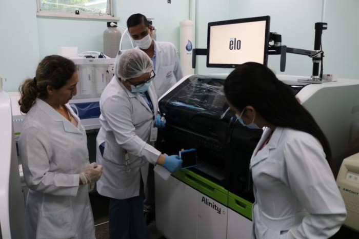 FCecon conta com novo equipamento para exames laboratoriais