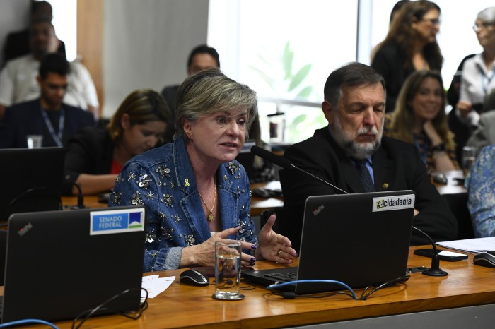 Margareth Buzetti: o projeto assegura também o acompanhamento psicológico e multidisciplinar especializado desde o diagnóstico do problema - Foto: Roque de Sá/Agência Senado